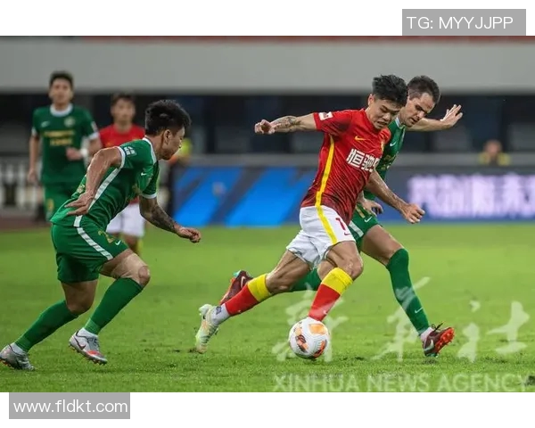 南京足球队球员个人能力深度对比与分析探讨